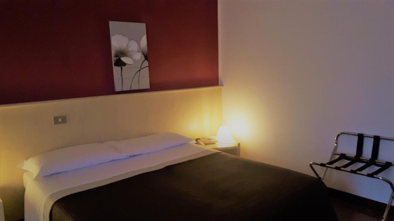 Hotel Kristall Orvieto Exterior photo